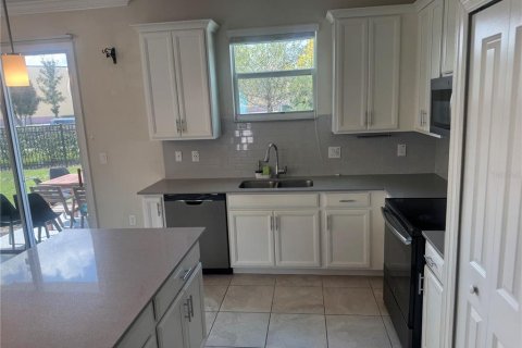 Adosado en alquiler en Kissimmee, Florida, 3 dormitorios, 171.68 m2 № 1907877 - foto 16