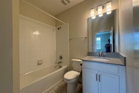 Adosado en alquiler en Kissimmee, Florida, 3 dormitorios, 171.68 m2 № 1907877 - foto 22