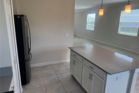 Adosado en alquiler en Kissimmee, Florida, 3 dormitorios, 171.68 m2 № 1907877 - foto 15