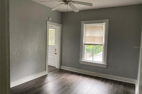 House in Ocala, Florida 4 bedrooms, 185.99 sq.m. № 1918041 - photo 17