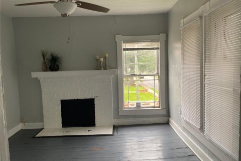 House in Ocala, Florida 4 bedrooms, 185.99 sq.m. № 1918041 - photo 8
