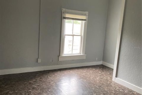House in Ocala, Florida 4 bedrooms, 185.99 sq.m. № 1918041 - photo 19