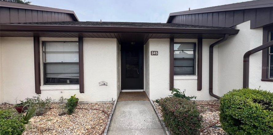 Condo in DeBary, Florida, 2 bedrooms  № 2394148