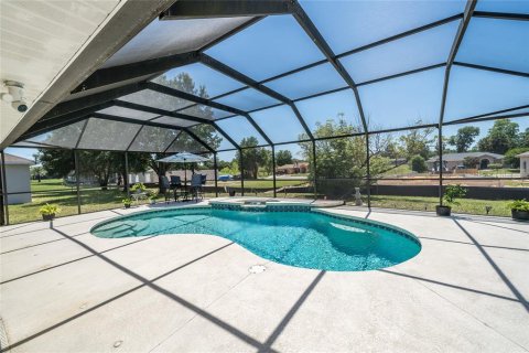 Casa en venta en Dade City, Florida, 3 dormitorios, 160.26 m2 № 1736247 - foto 25