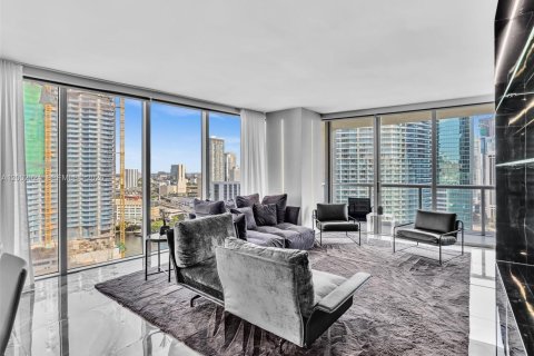 Copropriété à vendre à Miami, Floride: 2 chambres, 108.51 m2 № 2069535 - photo 8