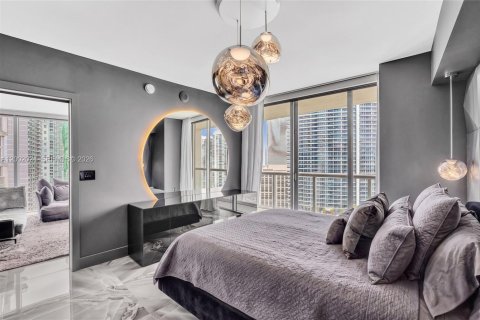 Copropriété à vendre à Miami, Floride: 2 chambres, 108.51 m2 № 2069535 - photo 26