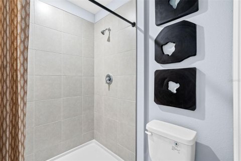 Townhouse in Orlando, Florida 3 bedrooms, 154.68 sq.m. № 2205483 - photo 20