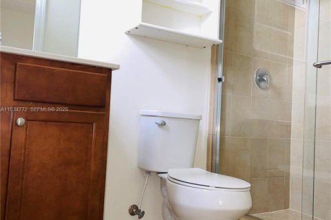 Townhouse in Miami, Florida 3 bedrooms, 139.91 sq.m. № 1992944 - photo 9