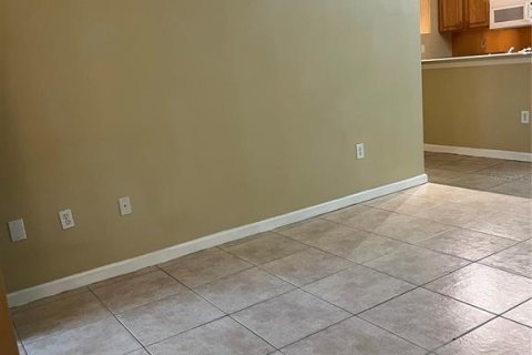 Condominio en alquiler en Orlando, Florida, 2 dormitorios, 98.38 m2 № 1886165 - foto 7