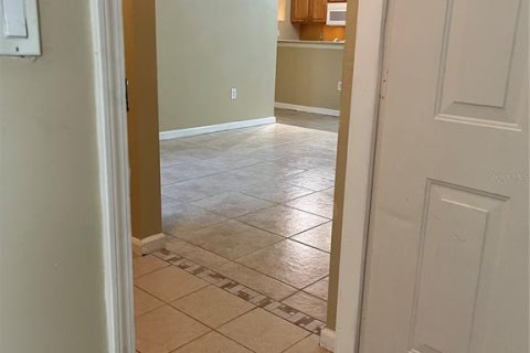 Condominio en alquiler en Orlando, Florida, 2 dormitorios, 98.38 m2 № 1886165 - foto 12