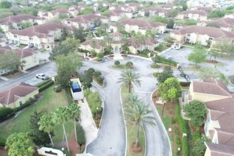 Condominio en alquiler en Orlando, Florida, 2 dormitorios, 98.38 m2 № 1886165 - foto 23