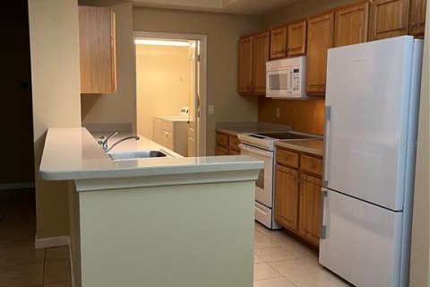 Condominio en alquiler en Orlando, Florida, 2 dormitorios, 98.38 m2 № 1886165 - foto 8