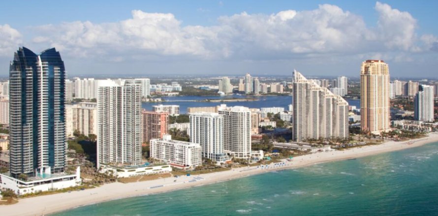 Condo in Sunny Isles Beach, Florida, 3 bedrooms  № 1002961