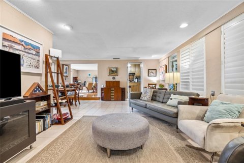 Villa ou maison à vendre à Tampa, Floride: 3 chambres, 206.06 m2 № 1911983 - photo 11