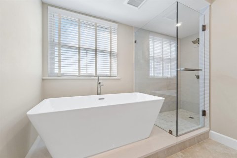 Condo in Jupiter, Florida, 2 bedrooms № 2431566 - photo 20
