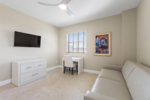 Condo in Jupiter, Florida, 2 bedrooms № 2431566 - photo 21