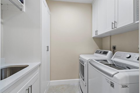 Condo in Jupiter, Florida, 2 bedrooms № 2431566 - photo 24