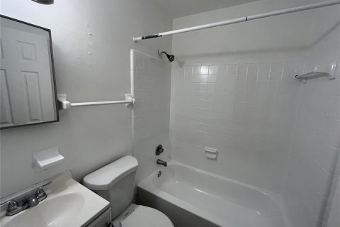 Townhouse in Jacksonville, Florida 2 bedrooms, 66.52 sq.m. № 1878097 - photo 4