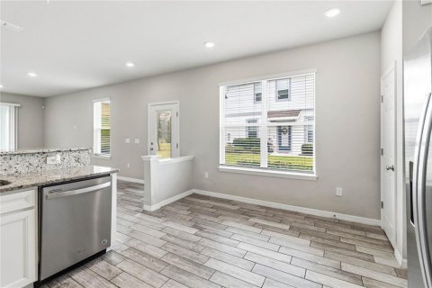 Touwnhouse à vendre à Orlando, Floride: 3 chambres, 160.54 m2 № 2351580 - photo 21