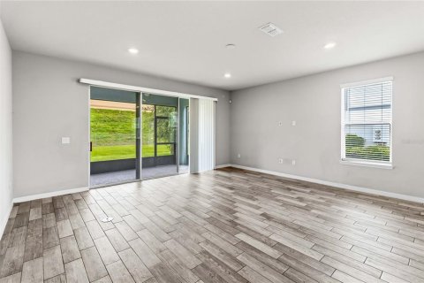 Touwnhouse à vendre à Orlando, Floride: 3 chambres, 160.54 m2 № 2351580 - photo 13