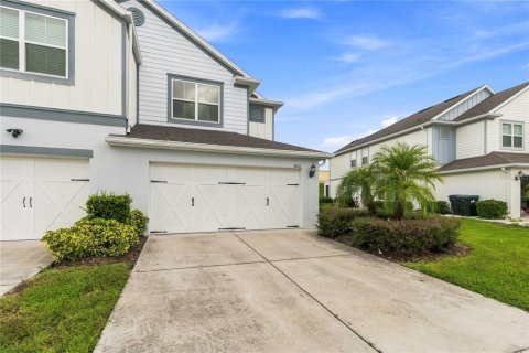 Touwnhouse à vendre à Orlando, Floride: 3 chambres, 160.54 m2 № 2351580 - photo 4