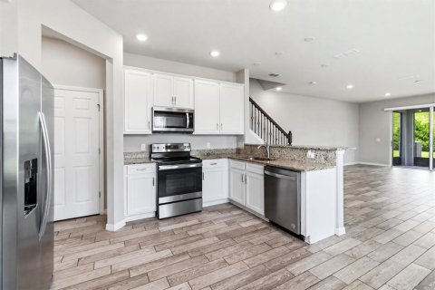 Touwnhouse à vendre à Orlando, Floride: 3 chambres, 160.54 m2 № 2351580 - photo 19