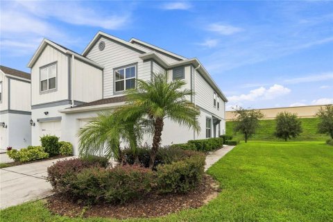 Touwnhouse à vendre à Orlando, Floride: 3 chambres, 160.54 m2 № 2351580 - photo 3