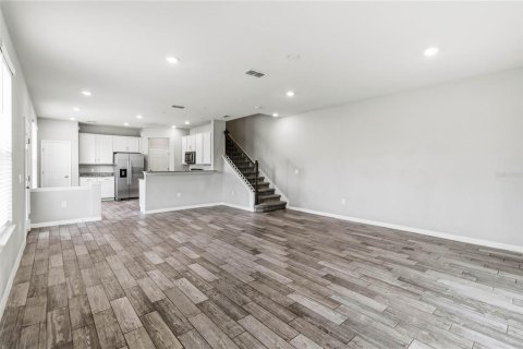 Touwnhouse à vendre à Orlando, Floride: 3 chambres, 160.54 m2 № 2351580 - photo 12
