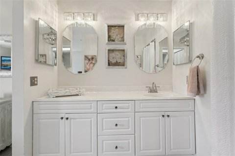Touwnhouse à vendre à Safety Harbor, Floride: 2 chambres, 131.46 m2 № 1796814 - photo 24