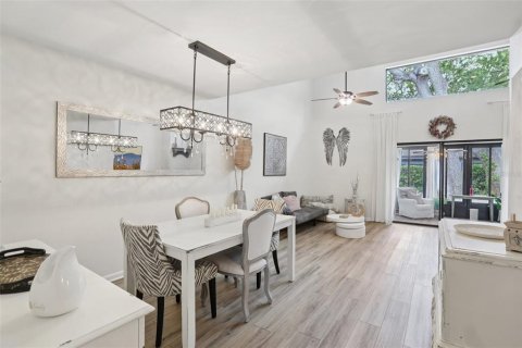Touwnhouse à vendre à Safety Harbor, Floride: 2 chambres, 131.46 m2 № 1796814 - photo 7