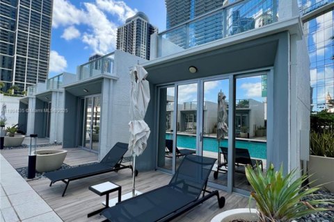 Condo in Miami, Florida  № 1743988 - photo 17