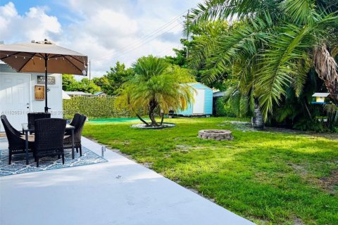 House in West Park, Florida 3 bedrooms, 88.44 sq.m. № 1796283 - photo 14