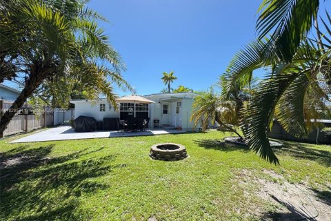 House in West Park, Florida 3 bedrooms, 88.44 sq.m. № 1796283 - photo 21