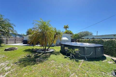 House in West Park, Florida 3 bedrooms, 88.44 sq.m. № 1796283 - photo 20