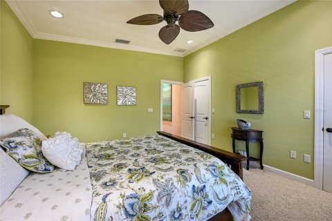 House in Bradenton Beach, Florida 4 bedrooms, 248.79 sq.m. № 2121651 - photo 25