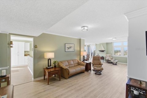 Condominio en venta en Ormond Beach, Florida, 3 dormitorios, 193.42 m2 № 2105660 - foto 5