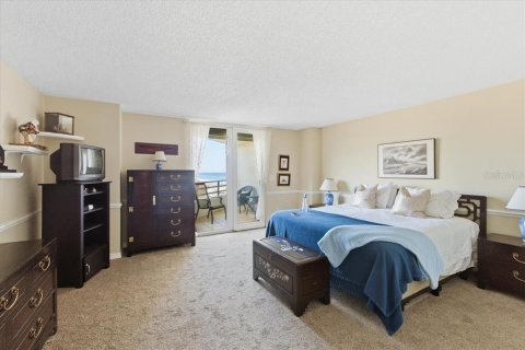 Condominio en venta en Ormond Beach, Florida, 3 dormitorios, 193.42 m2 № 2105660 - foto 12