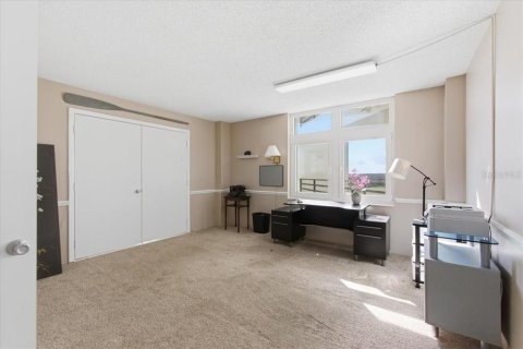 Condominio en venta en Ormond Beach, Florida, 3 dormitorios, 193.42 m2 № 2105660 - foto 18
