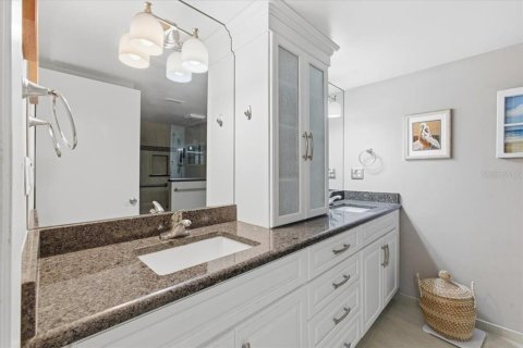 Condominio en venta en Ormond Beach, Florida, 3 dormitorios, 193.42 m2 № 2105660 - foto 13