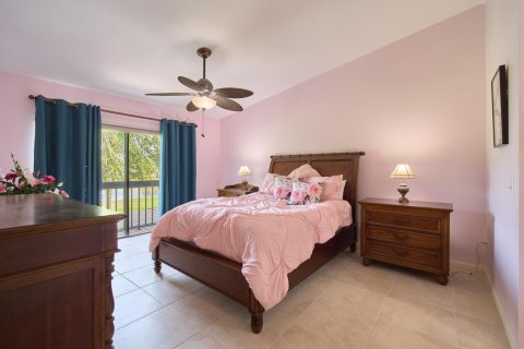 Townhouse in Palm Beach Gardens, Florida 3 bedrooms, 173.63 sq.m. № 2260976 - photo 17