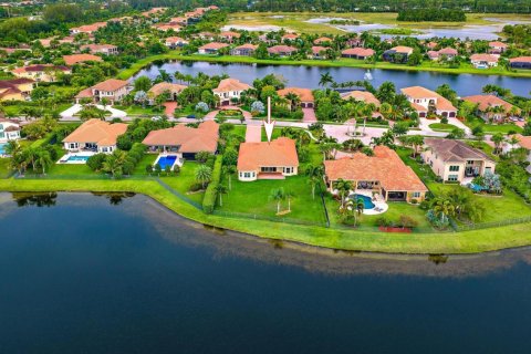 Casa en venta en Palm Beach Gardens, Florida, 3 dormitorios, 315.59 m2 № 2248423 - foto 3
