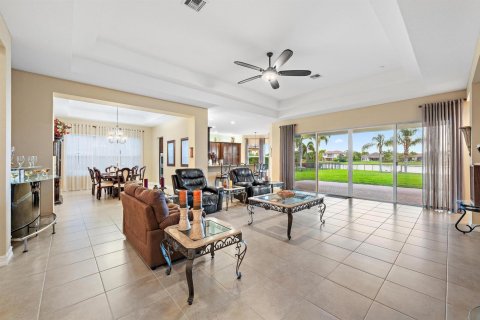 Casa en venta en Palm Beach Gardens, Florida, 3 dormitorios, 315.59 m2 № 2248423 - foto 25