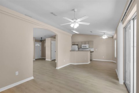 Casa en venta en Ocala, Florida, 3 dormitorios, 139.17 m2 № 1846946 - foto 10
