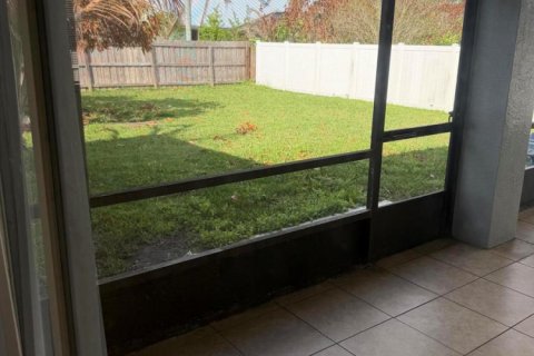 Casa en alquiler en Port St. Lucie, Florida, 4 dormitorios, 186.55 m2 № 2078286 - foto 16