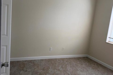 Casa en alquiler en Port St. Lucie, Florida, 4 dormitorios, 186.55 m2 № 2078286 - foto 12