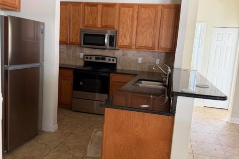 Casa en alquiler en Port St. Lucie, Florida, 4 dormitorios, 186.55 m2 № 2078286 - foto 3