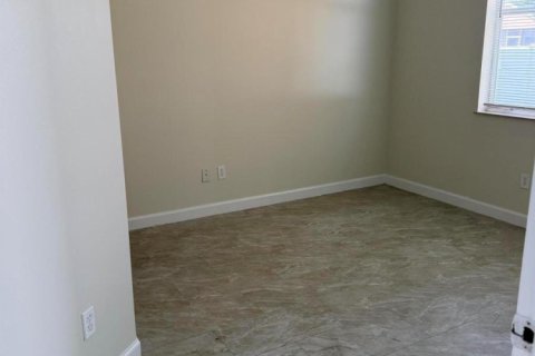 Casa en alquiler en Port St. Lucie, Florida, 4 dormitorios, 186.55 m2 № 2078286 - foto 11