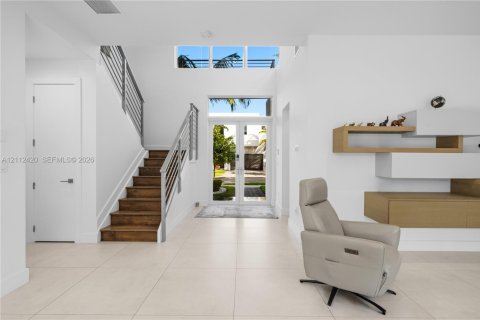 Villa ou maison à vendre à Doral, Floride: 4 chambres, 336.68 m2 № 2432558 - photo 5