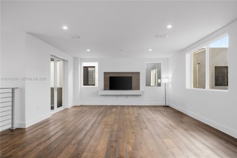 Villa ou maison à vendre à Doral, Floride: 4 chambres, 336.68 m2 № 2432558 - photo 23