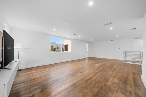 Villa ou maison à vendre à Doral, Floride: 4 chambres, 336.68 m2 № 2432558 - photo 24